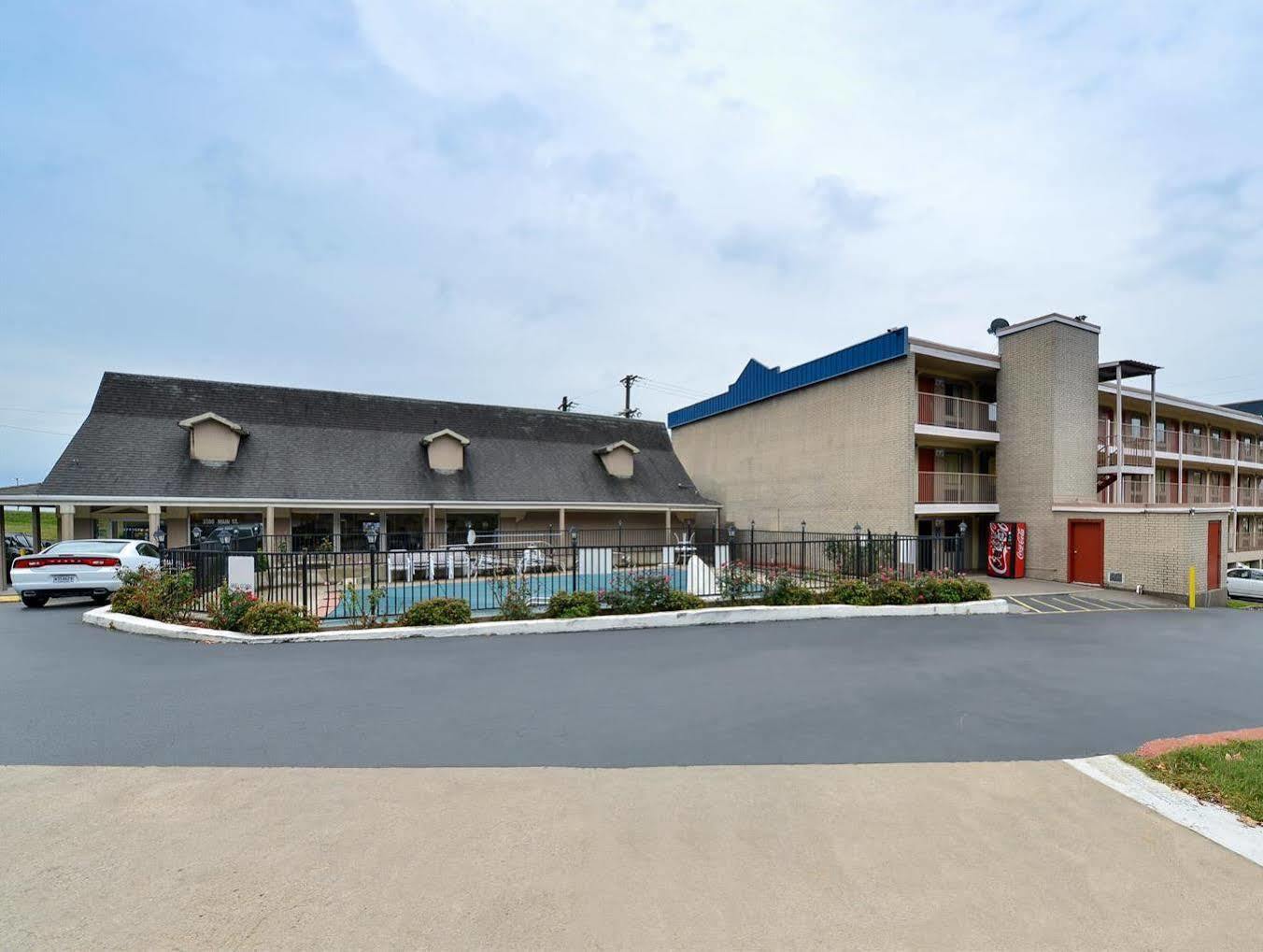 Rodeway Inn North Little Rock Exterior photo